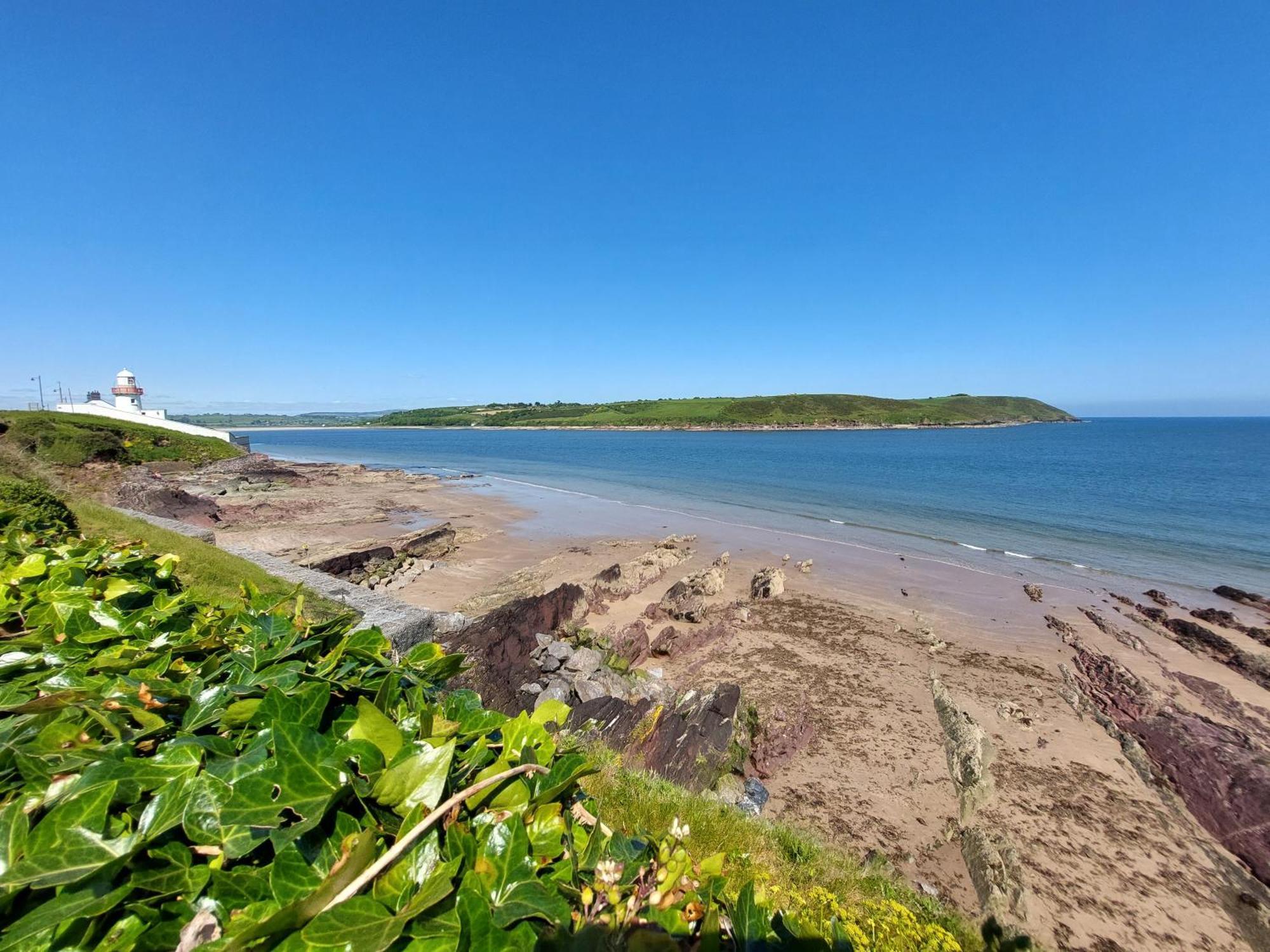 Sea Whispers - My Charming Costal Retreat In Youghal Exterior photo