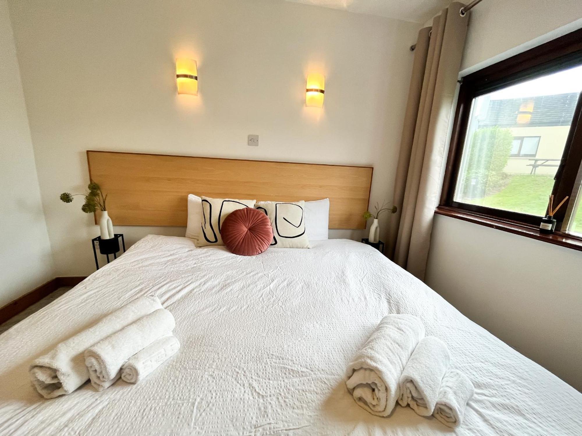 Sea Whispers - My Charming Costal Retreat In Youghal Exterior photo